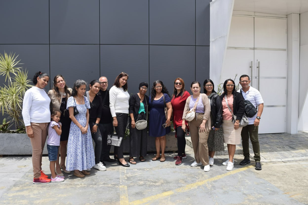 4990398608502885217 (1)